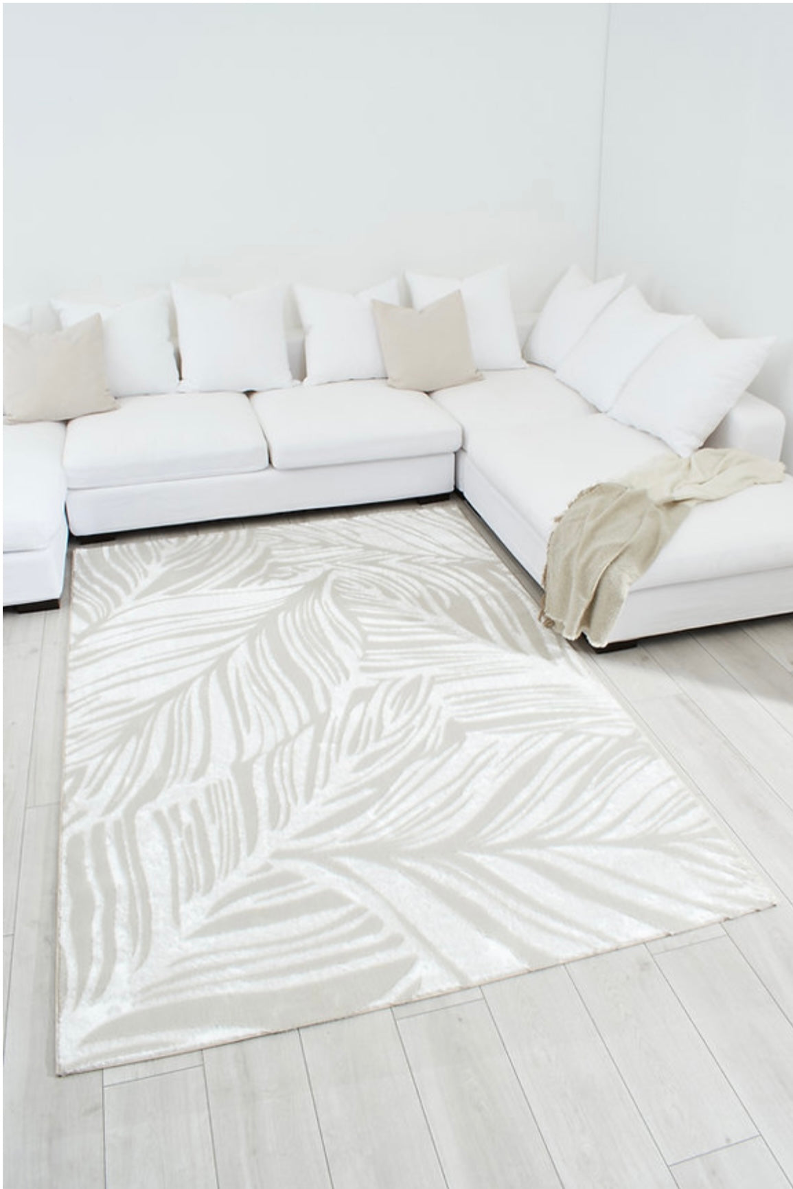 LIPARIS - Tapis crème à poils ras