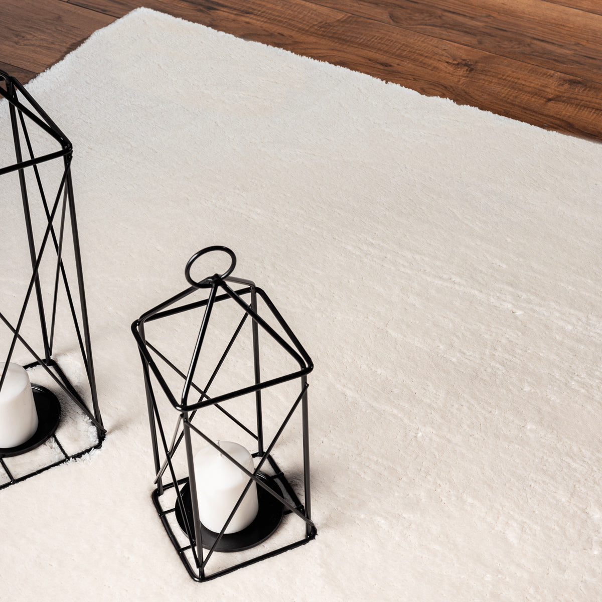 LOFT - Tapis à poils longs crème