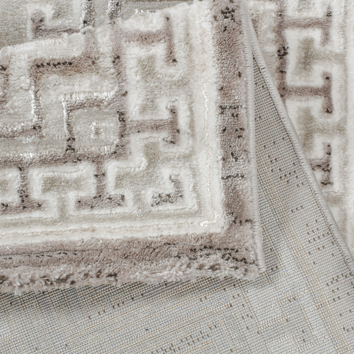 TUANA - Tapis beige à poils ras